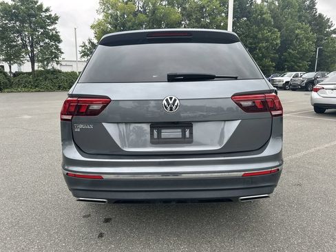 Used 2021 Volkswagen Tiguan SE FWD image 4