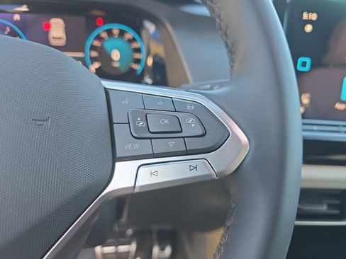 New 2026 Volkswagen Atlas Cross Sport SEL Premium R-Line image 24