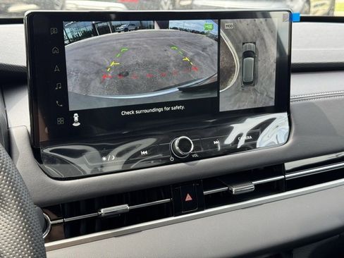 New 2025 Mitsubishi Outlander AWD image 29