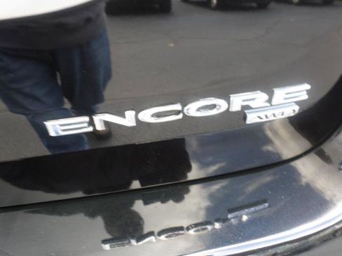 Used 2021 Buick Encore Preferred w/ Safety Package image 23