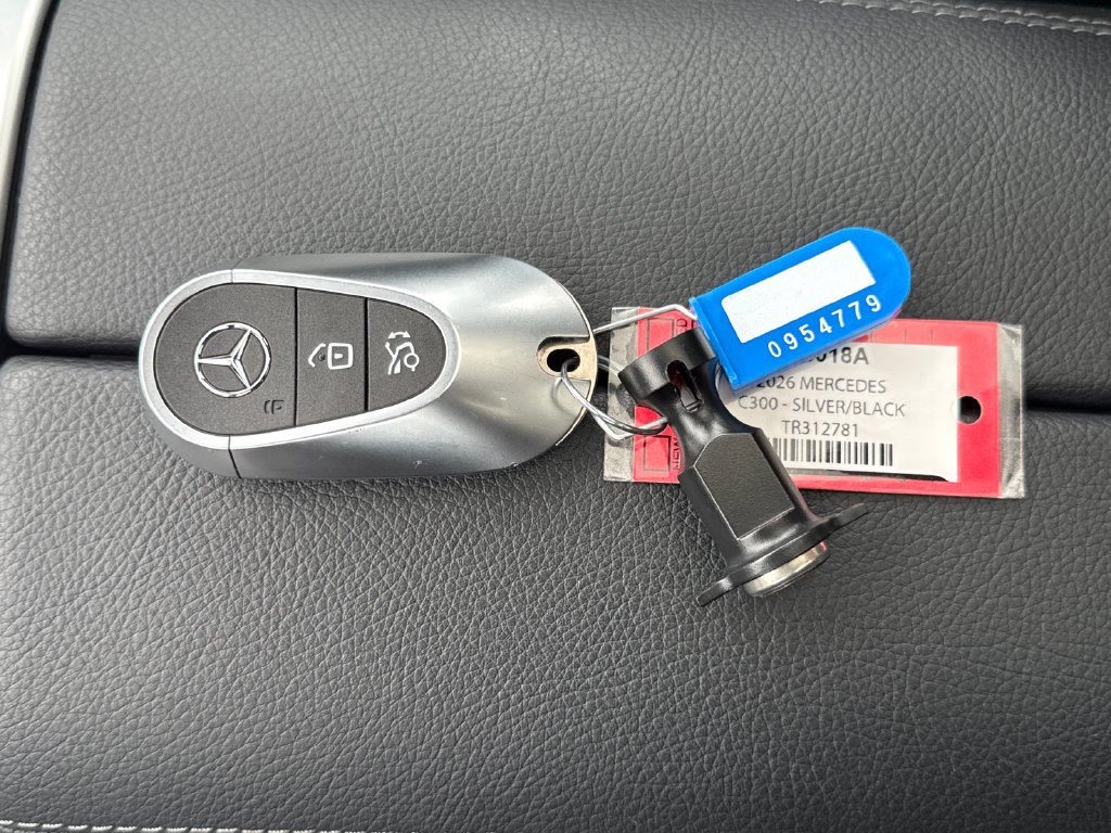 Used 2026 Mercedes-Benz C 300 Sedan image 4