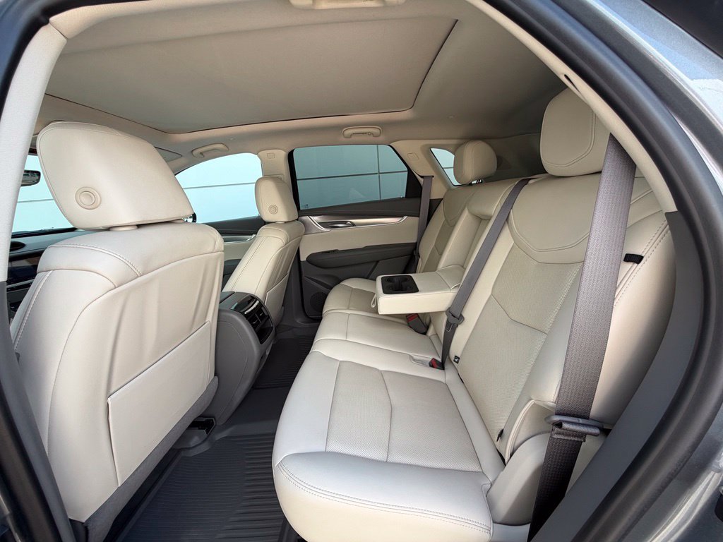 Used 2021 Cadillac XT5 Premium Luxury FWD image 15