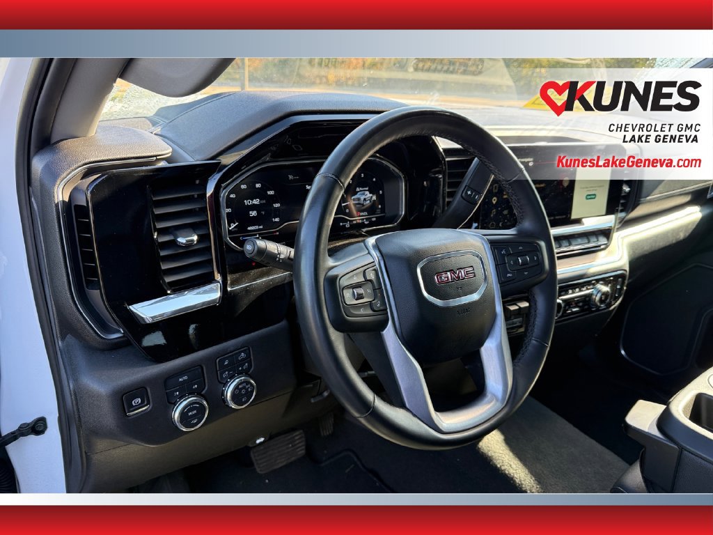 Used 2025 GMC Sierra 1500 SLT AWD/4WD image 16