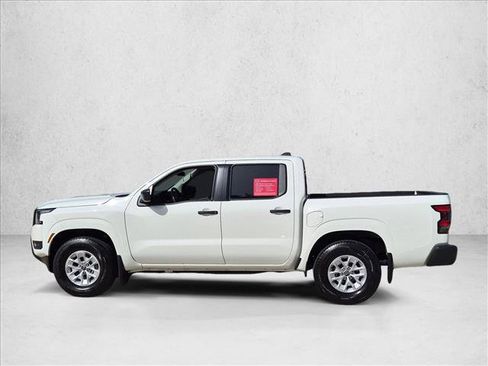 Certified 2025 Nissan Frontier S RWD image 9