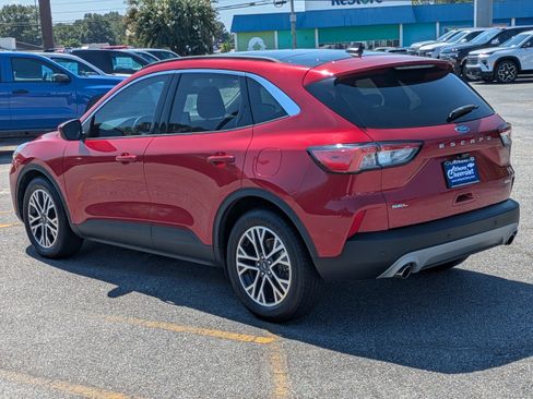 Used 2020 Ford Escape SEL image 6