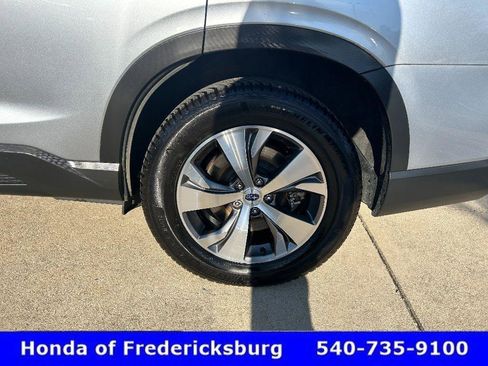 Used 2019 Subaru Ascent Premium image 18