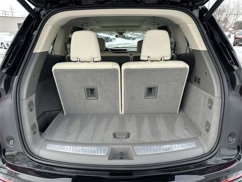 Certified 2023 Cadillac XT6 Premium Luxury image 27