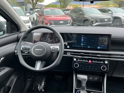 New 2026 Hyundai Tucson SEL image 23