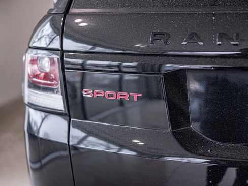 Used 2017 Land Rover Range Rover Sport HSE Dynamic image 15