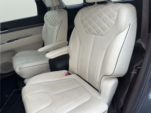 Used 2020 Hyundai Palisade Limited image 17