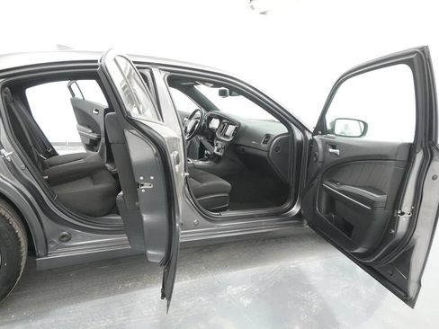 Used 2022 Dodge Charger SXT w/ Cold Weather Package AWD/4WD image 32