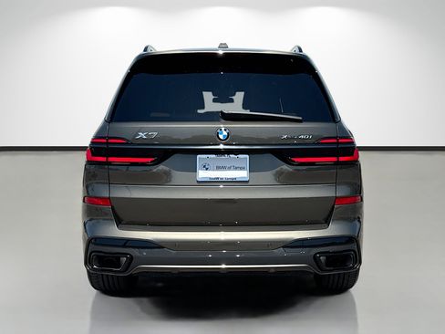 New 2027 BMW X7 xDrive40i w/ Executive Package AWD/4WD image 4