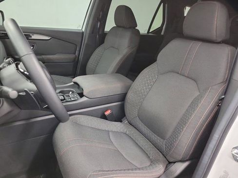 Certified 2025 Honda Pilot Sport image 22