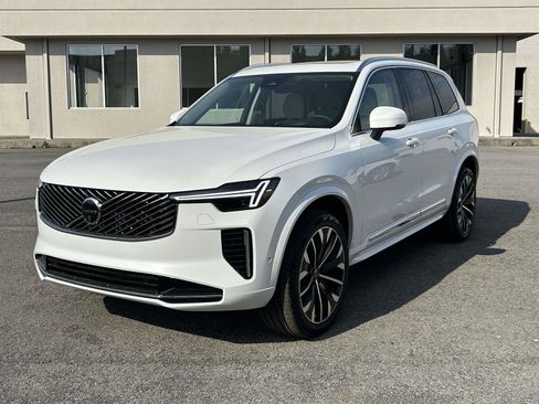 New 2026 Volvo XC90 B5 Ultra w/ Protection Package Premier AWD/4WD image 7