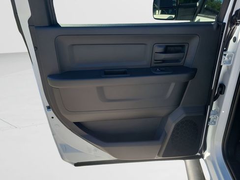 New 2026 RAM 3500 Tradesman AWD/4WD image 42
