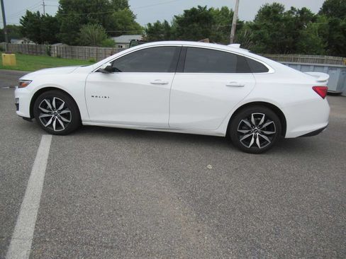 Used 2024 Chevrolet Malibu RS FWD image 8