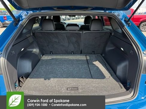 Used 2025 Volkswagen Atlas Cross Sport SE AWD/4WD image 18