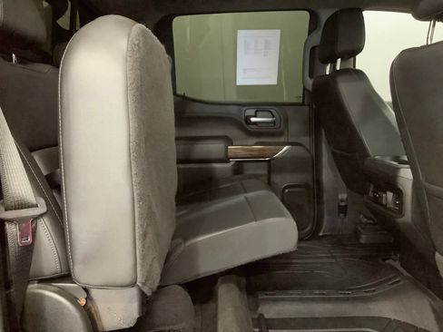 Used 2020 Chevrolet Silverado 1500 LT Trail Boss AWD/4WD image 36