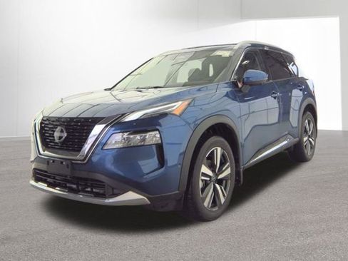 Used 2023 Nissan Rogue Platinum image 1