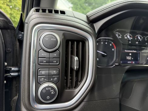 Used 2020 GMC Sierra 1500 Elevation w/ Elevation Value Package AWD/4WD image 22