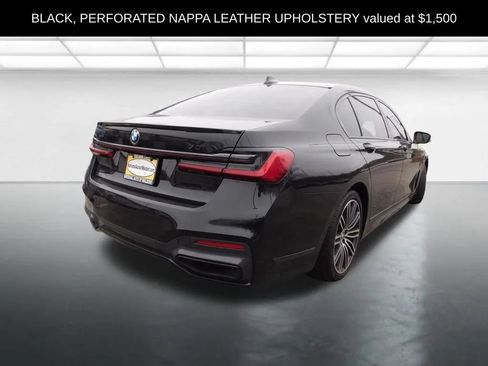 Used 2022 BMW 740i xDrive w/ M Sport Package AWD/4WD image 6