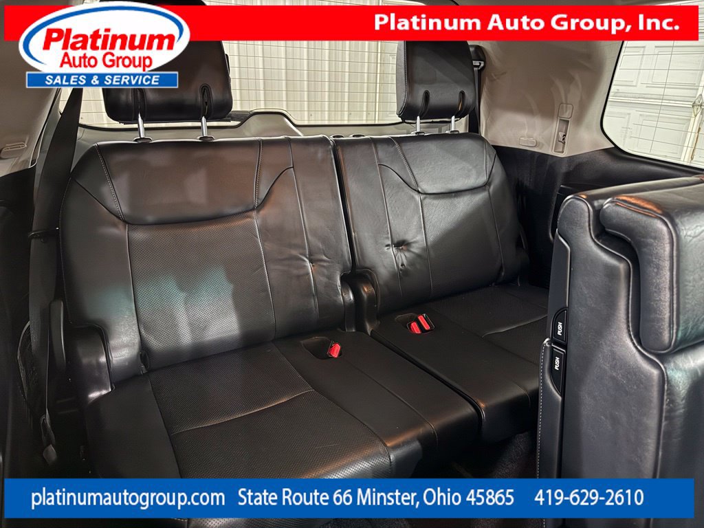 Used 2014 Lexus LX 570 4WD w/ Luxury Package image 56