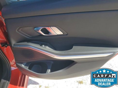 Used 2023 BMW 330i Sedan w/ M Sport Package image 46