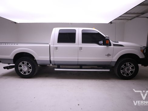 Used 2014 Ford F250 Platinum w/ FX4 Off-Road Package image 6