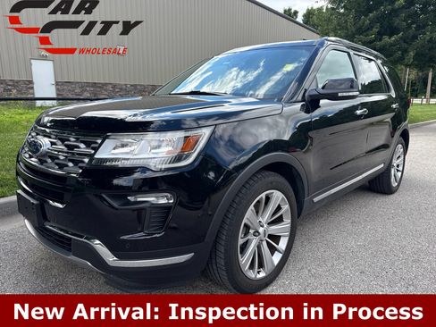 Used 2019 Ford Explorer Limited w/ Class III Trailer Tow Package FWD image 1