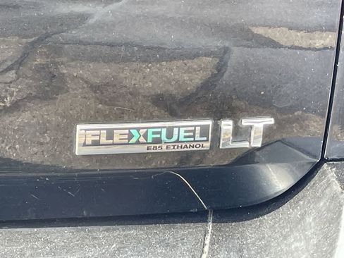 Used 2010 Chevrolet HHR LT image 32