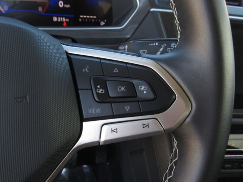 Used 2024 Volkswagen Tiguan Wolfsburg Edition image 27