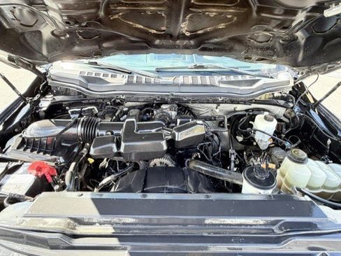 Used 2019 Ford F250 XL w/ Power Equipment Group AWD/4WD image 21