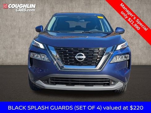 Certified 2023 Nissan Rogue SV image 2