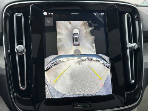 New 2026 Volvo XC40 B5 Plus w/ Protection Package Premier image 26