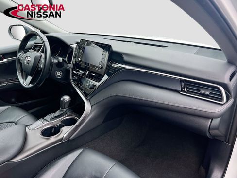 Used 2023 Toyota Camry SE image 36