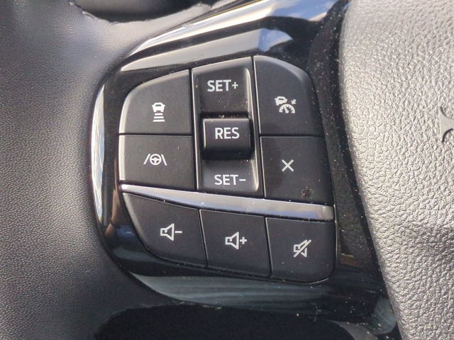Used 2022 Ford Escape SEL w/ Technology Package FWD image 11