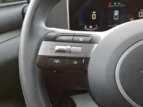 Certified 2025 Hyundai Santa Cruz SEL image 32