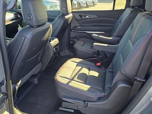 New 2026 Chevrolet Traverse RS image 15