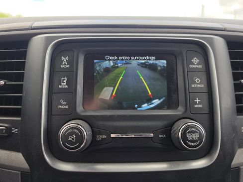 Used 2018 RAM 1500 Express AWD/4WD image 21