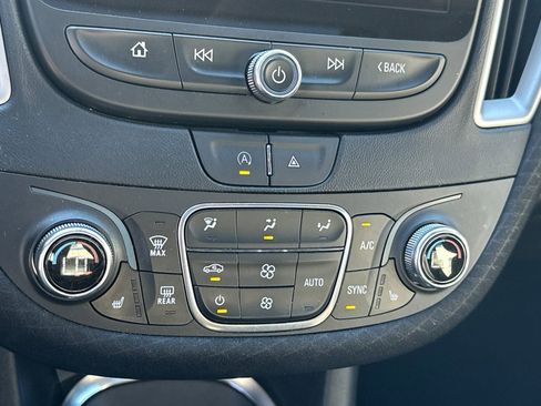 Used 2024 Chevrolet Malibu LT image 22