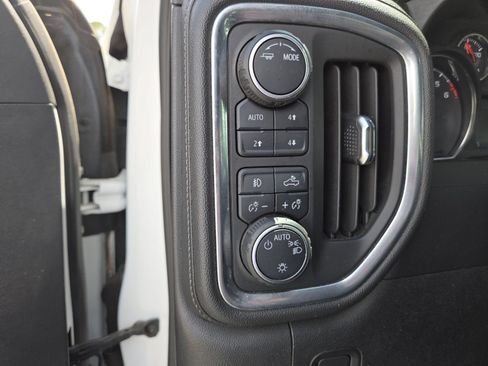 Used 2020 Chevrolet Silverado 1500 RST AWD/4WD image 4