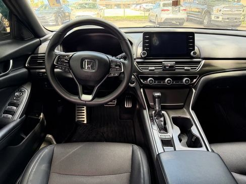 Used 2018 Honda Accord Sport image 21
