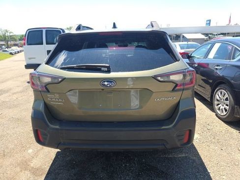 Used 2021 Subaru Outback Premium AWD/4WD image 7
