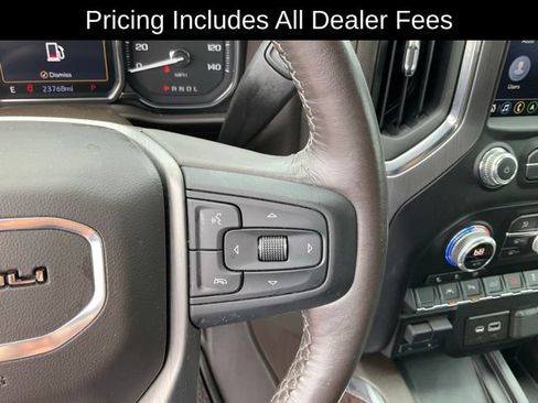 Used 2022 GMC Sierra 1500 Denali w/ Driver Alert Package II AWD/4WD image 13