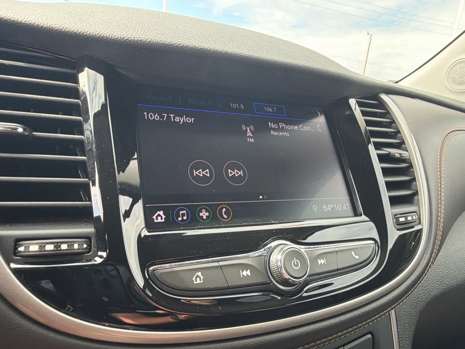 Certified 2020 Chevrolet Trax LT FWD image 11