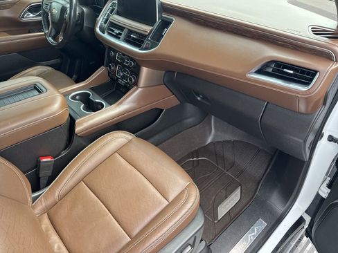 Used 2021 Chevrolet Tahoe High Country RWD image 33
