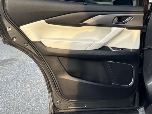 Used 2021 MAZDA CX-9 Signature image 13
