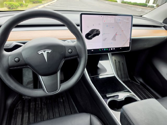 Used 2020 Tesla Model Y Long Range AWD/4WD image 29