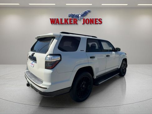 Used 2019 Toyota 4Runner Limited AWD/4WD image 7