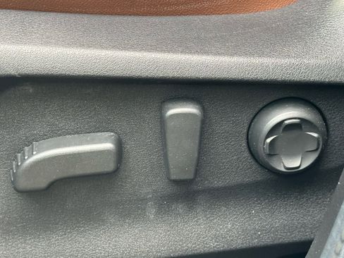 Used 2024 Subaru Ascent Touring w/ Popular Package #2 image 7